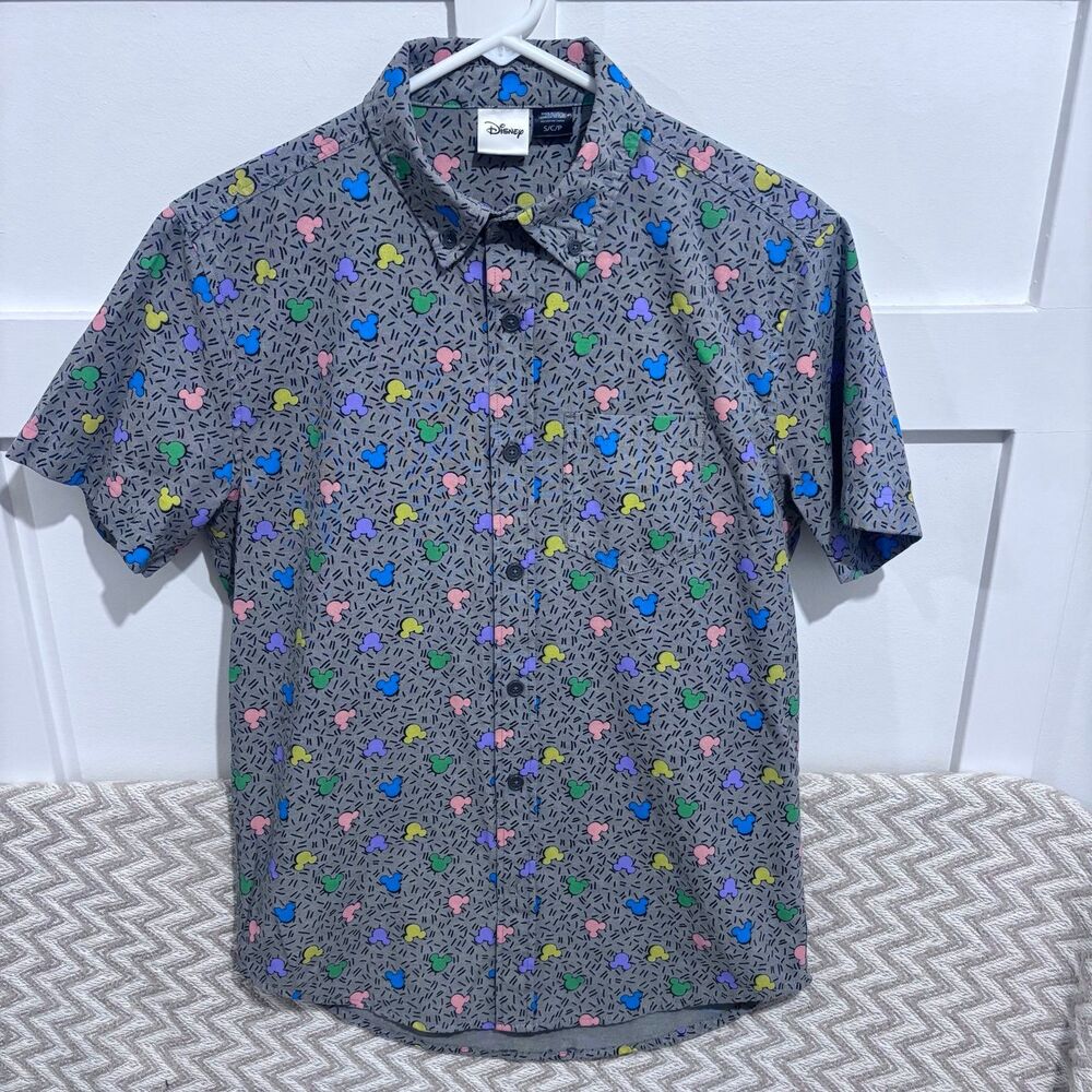 Vintage 90’s Disney Men’s Mickey Mouse Button Down Short Sleeve Camp Shirt